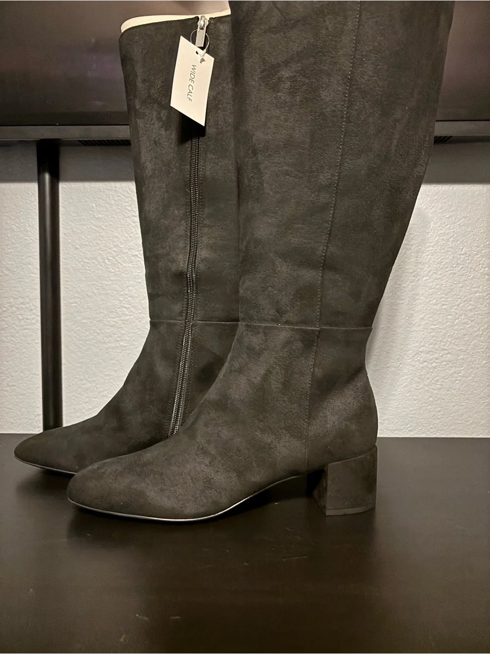 Classic Tall Women's Knee-High Boots in Black